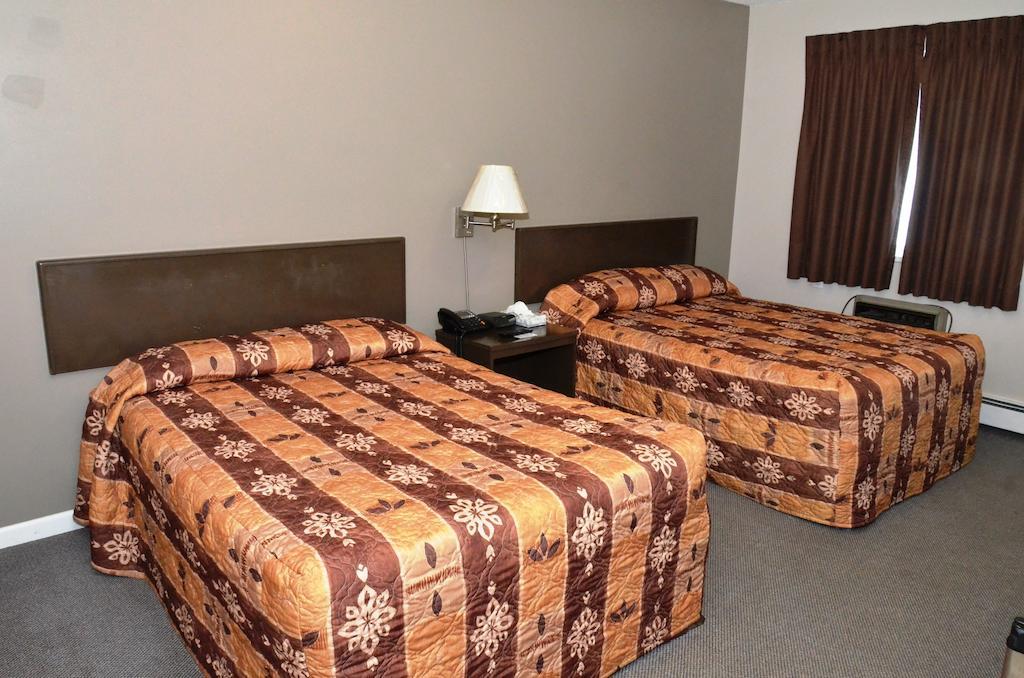 Blue Bell Inn Fort Nelson Chambre photo